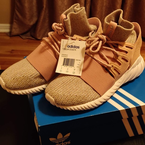 Adidas tubular doom shoes - Picture 1 of 4